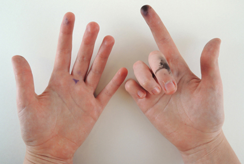 inky hands