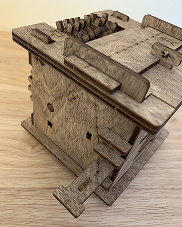 Cluebox - Escape Room in a box puzzle